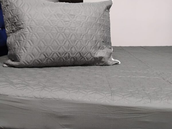 Protector colchon mas fundas