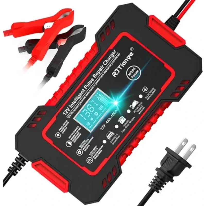 Cargador Inteligente de Baterías2 Pantalla digital LCD de cargador inteligente RJTianye mostrando voltaje de 13.8V