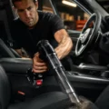 Aspiradora portátil para limpieza de automóvil